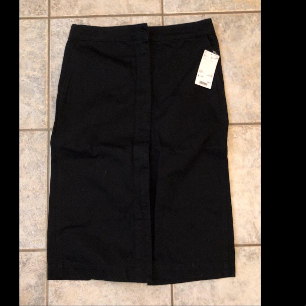 Uniqlo Midi skirt